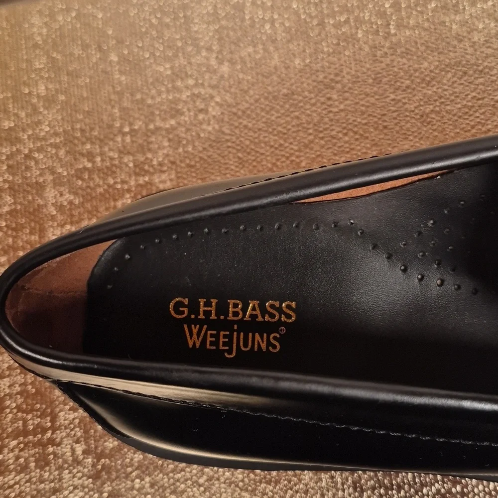G.H. Bass Whitney Platform Penny Loafer - Picture 8 of 12